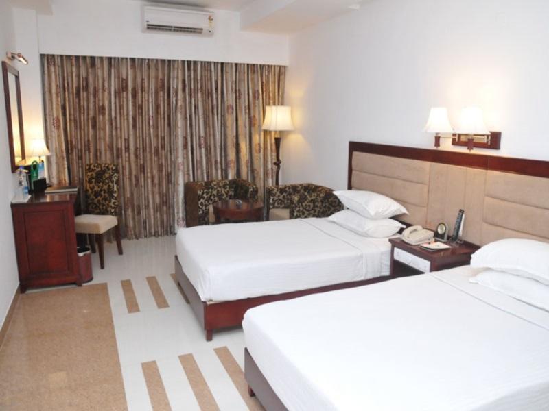 Rr Inn Palayankottai Екстериор снимка