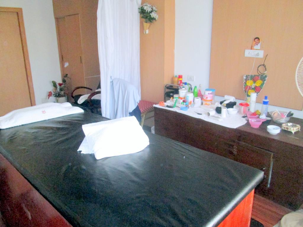Rr Inn Palayankottai Екстериор снимка